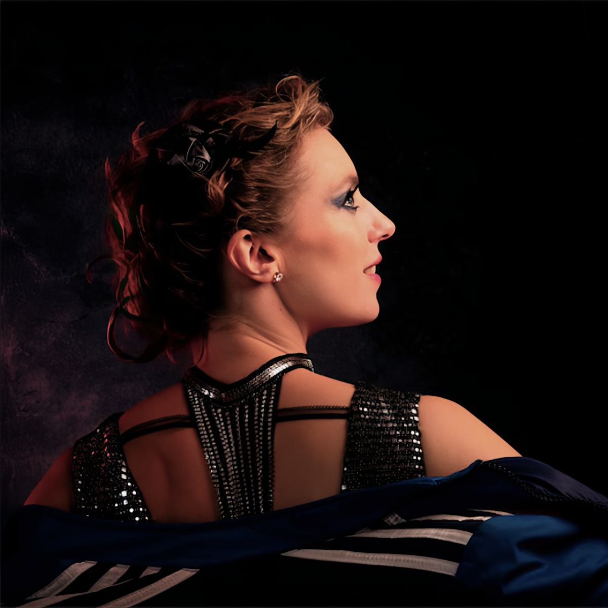 06.09.24 – Laura Dee – Gusborn